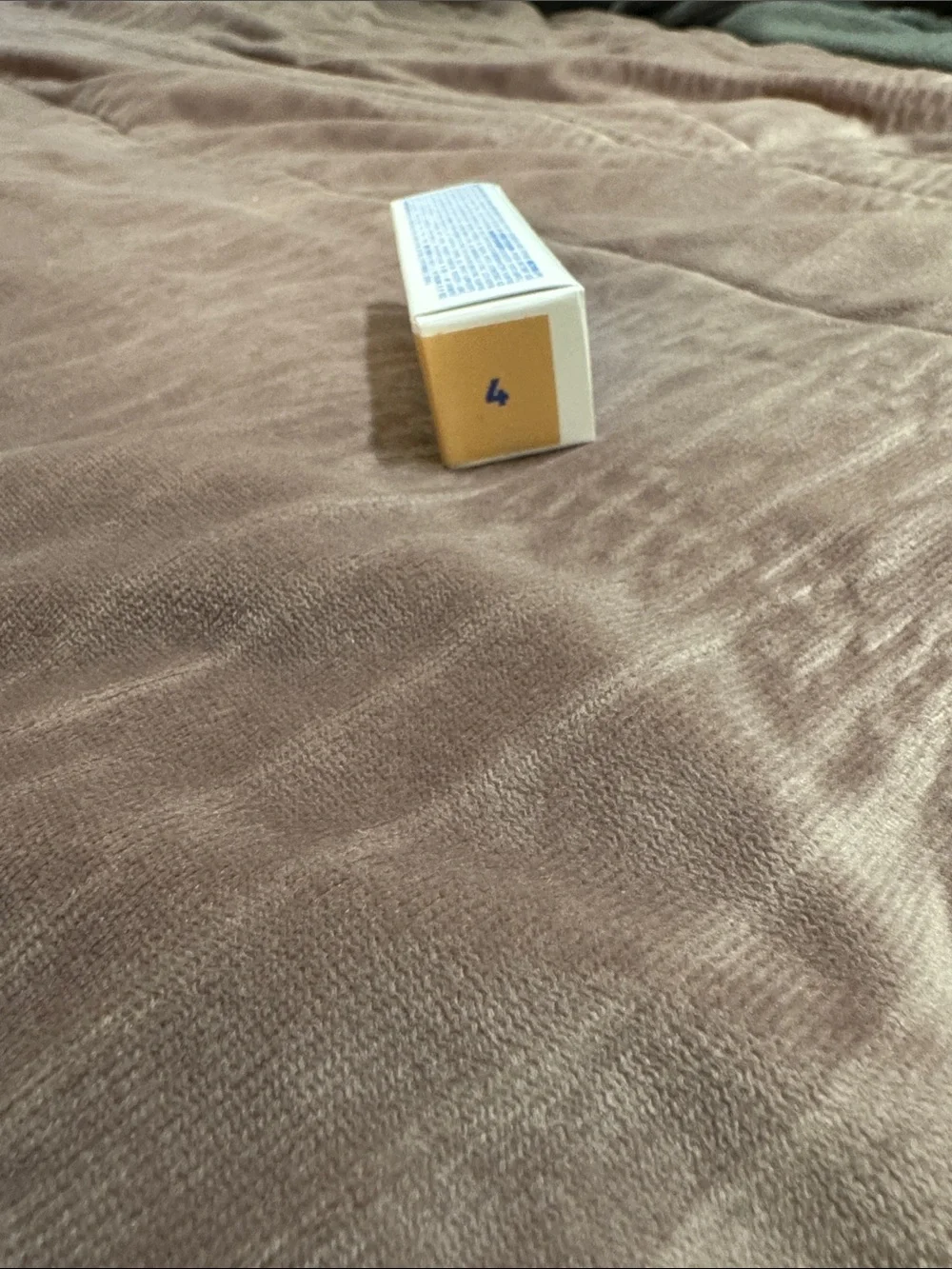 Milk concealer